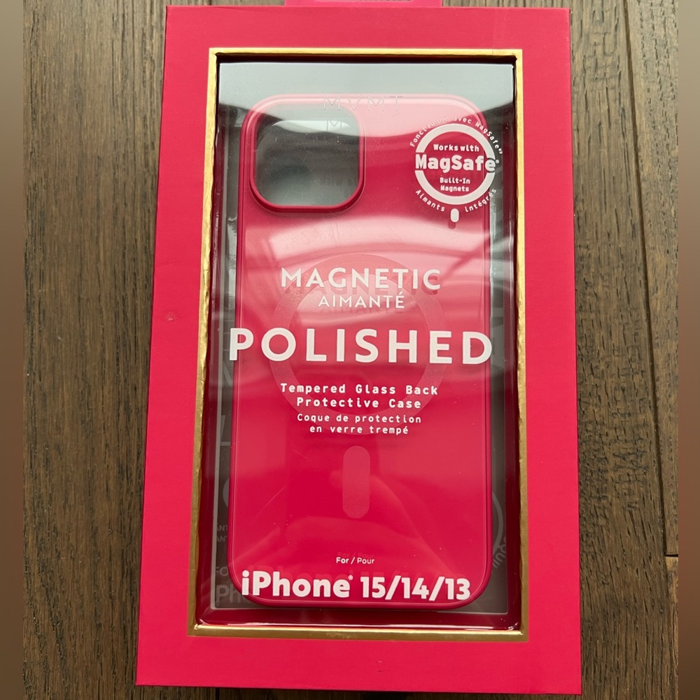 NWT iPhone 15/14/13 Mag Safe Case